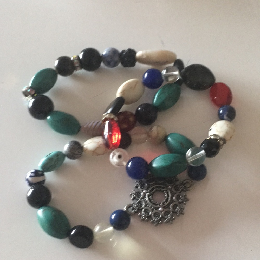 Set of 3 multicolors stretch Bracelets